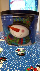 snowman tin